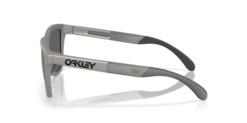 Oakley FROGSKINS RANGE in Titanium / Prizm Black Polarized (928423) - Alternate View