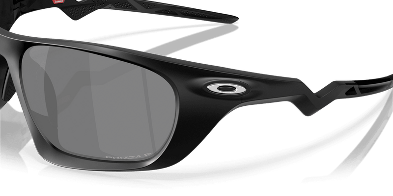 Oakley LATERALIS in Matte Black / Prizm Black Polarized (943101) - Alternate View