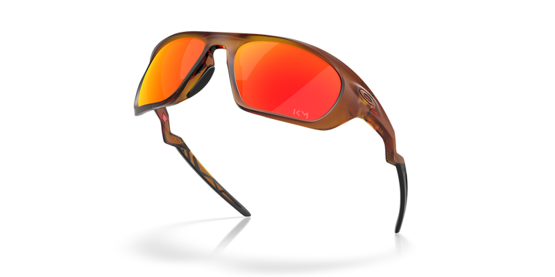 Oakley LATERALIS in Matte Dark Amber / Prizm Ruby (943116) - Temple Detail
