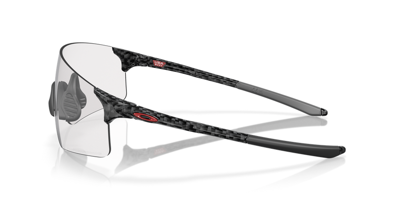 Oakley EVZERO BLADES (A) in Carbon Fiber / Clear to Black Iridium Photochromic (945404) - Alternate View