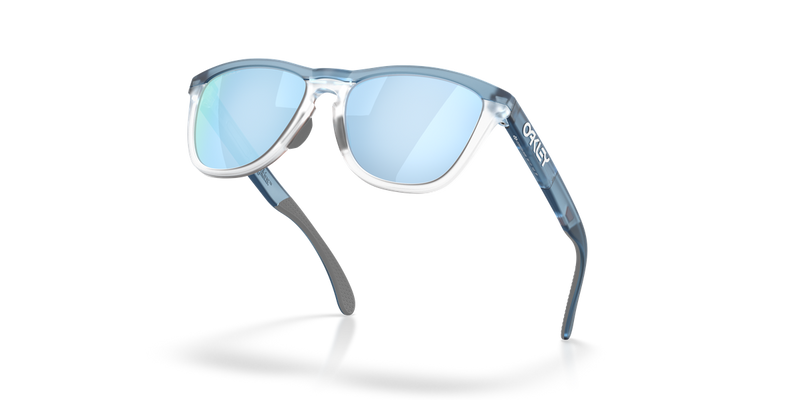 Oakley FROGSKINS RANGE XL A in Matte Transparent Stonewash / Prizm Deep Water Polarized (950304) - Alternate View