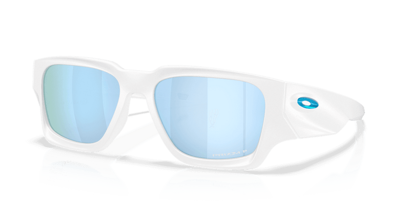 Oakley INSTAGATOR in Matte White / Prizm Deep Water Polarized (951404) - Alternate View