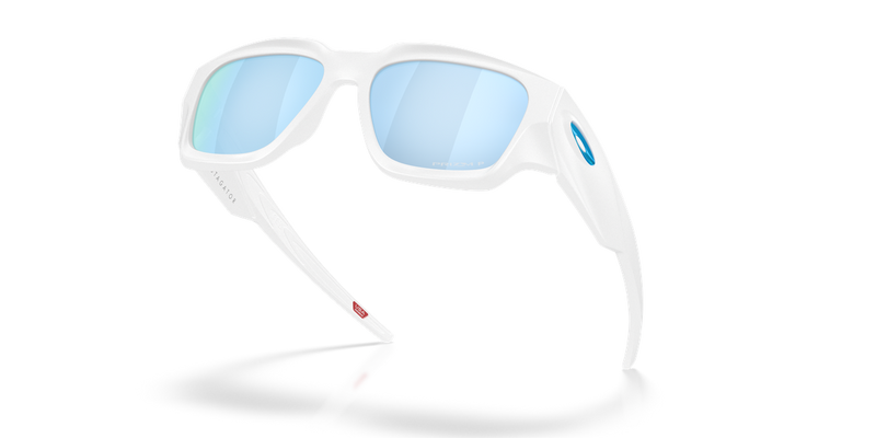 Oakley INSTAGATOR in Matte White / Prizm Deep Water Polarized (951404) - Alternate View