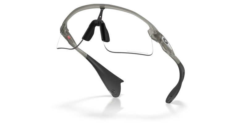 Oakley STUNT DEVIL in Grey Ink / Clear to Black Iridium Photochromic (951708) - Alternate View