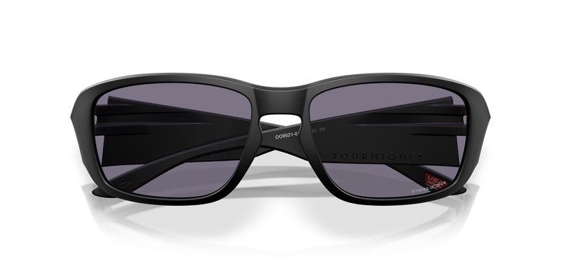 Oakley TOURNIQUET in Matte Black / Prizm Grey (952101) - Side View