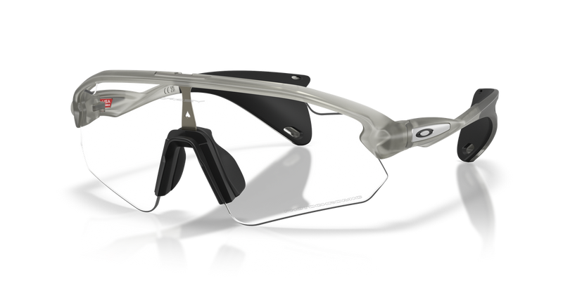 Oakley STUNT DEVIL A in Matte Grey Ink / Clear to Black Iridium Photochromic (952506) - Alternate View