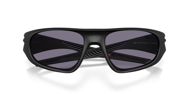 Oakley NEOFORMA in Matte Black / Prizm Grey (952801) - Side View