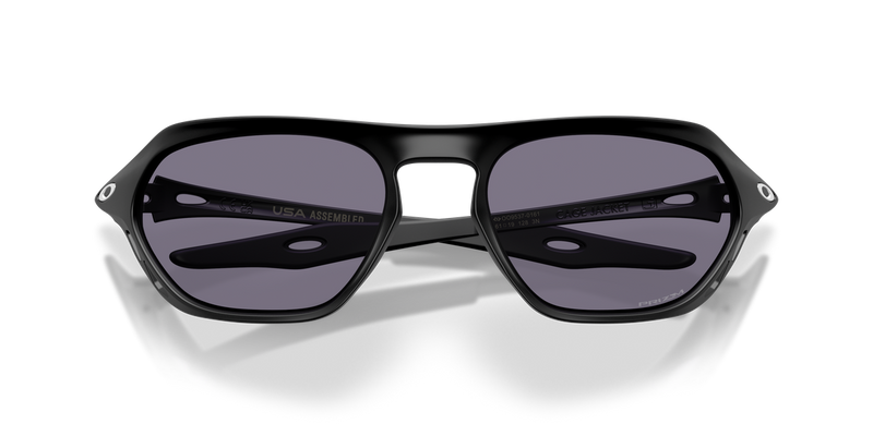 Oakley CAGE JACKET in Matte Black - Side View