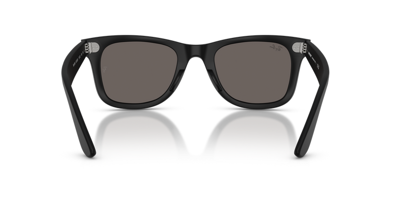 Ray-Ban WAYFARER in Matte Black - Temple Detail