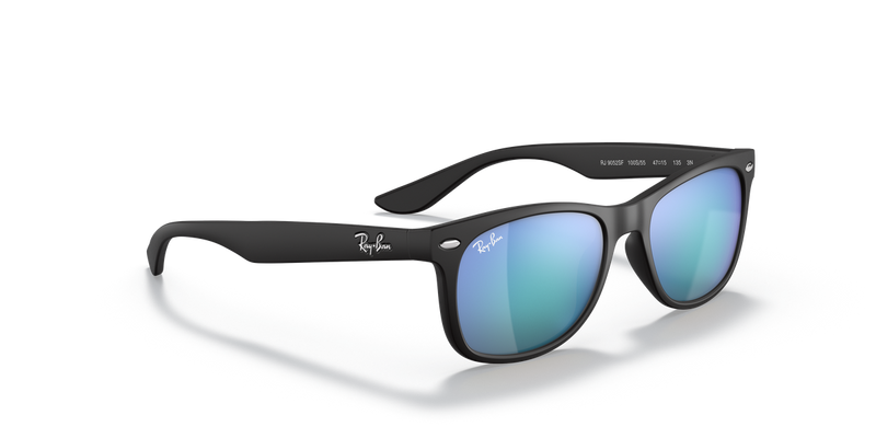Ray-Ban Junior JUNIOR NEW WAYFARER in Black - Alternate View