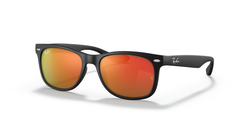 Ray-Ban Junior JUNIOR NEW WAYFARER in Black - Alternate View