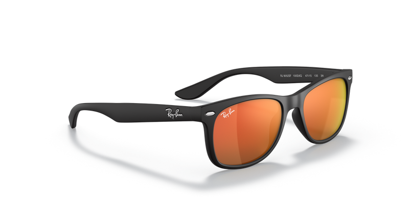 Ray-Ban Junior JUNIOR NEW WAYFARER in Black - Alternate View