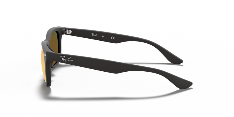 Ray-Ban Junior JUNIOR NEW WAYFARER in Black - Alternate View