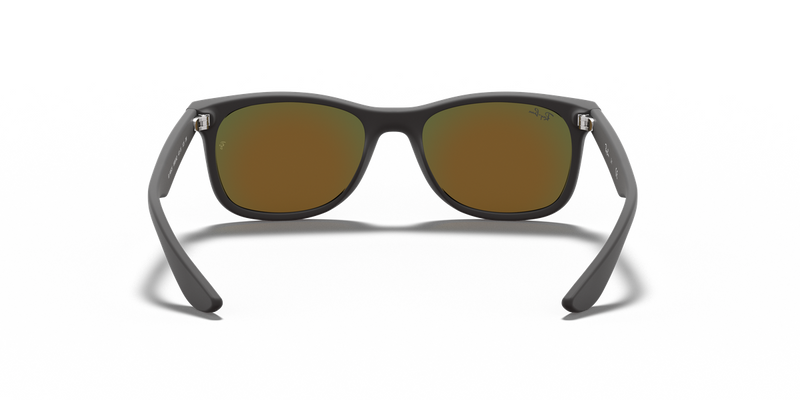 Ray-Ban Junior JUNIOR NEW WAYFARER in Black - Alternate View