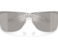 Matte Silver / Ivory Mirror Internal Silver (10076G)