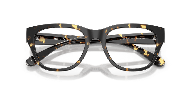 Diesel DL4001 in Havana (2017) - Alternate View