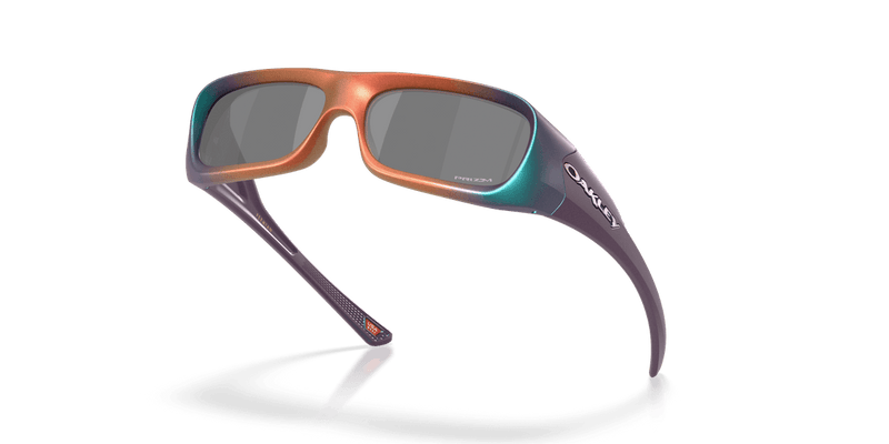 Oakley PERMIAN OO9520 in PGRG Colorshift / Prizm Black (952005) - Back View