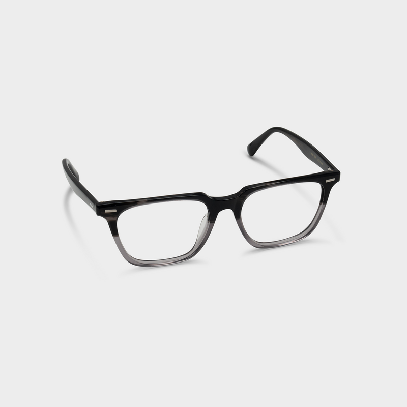 Mo in Onyx - Front View